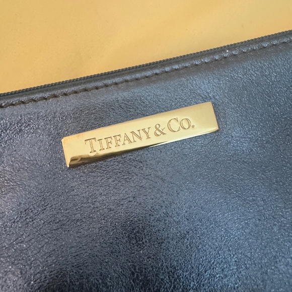 AUTHENTIC Tiffany & Co reversible purse with cosmetic pouch and shoulder strap - Picture 8 of 13